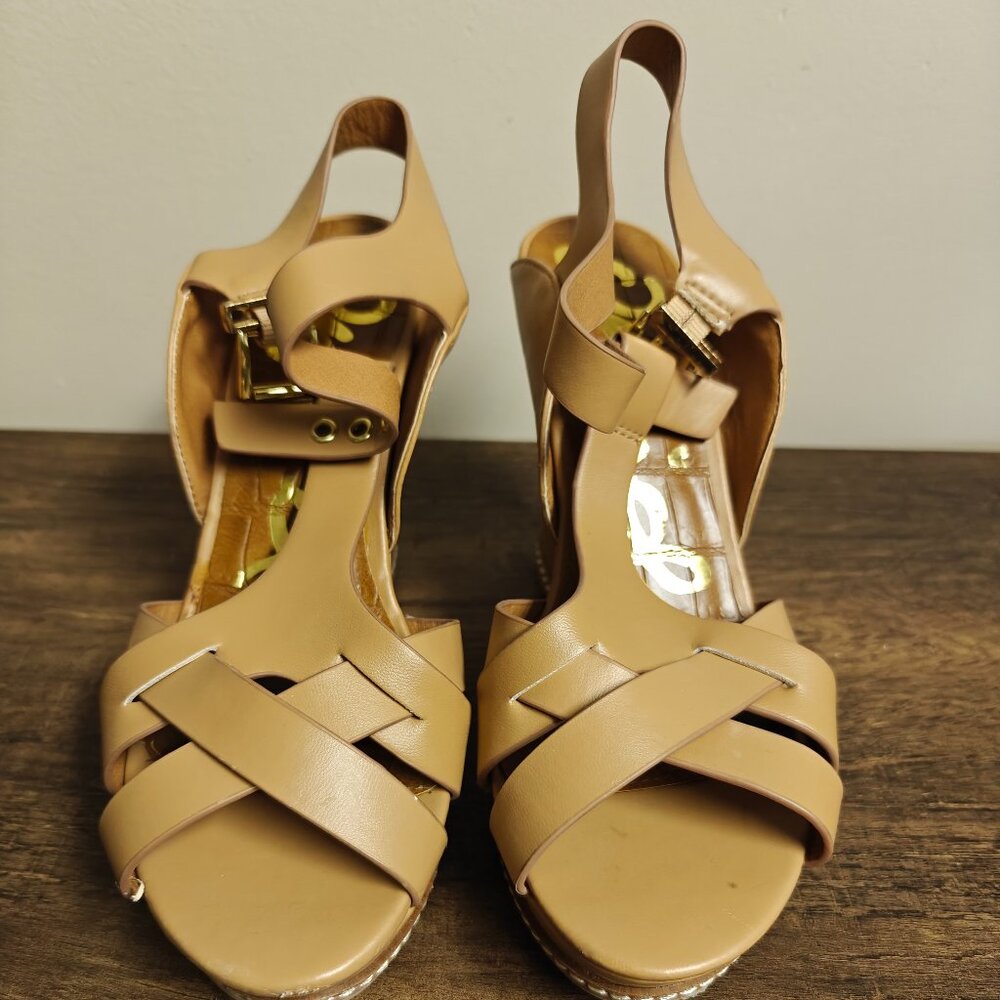 Qupid Beige Wedge Heels